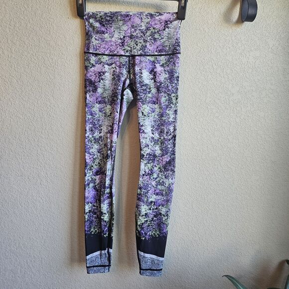 Lululemon Wunder Under X Central Saint Martins HR Tight Size 6 Nulux - Picture 1 of 6